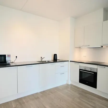 Great 2-bed Wbalcony In Harbour *