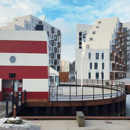 Great 2-bed Wbalcony In Harbour * Odense